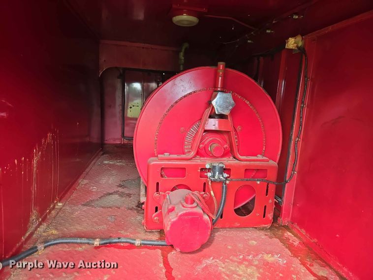 image for item EW0377 1975 Ford 900 pumper fire truck