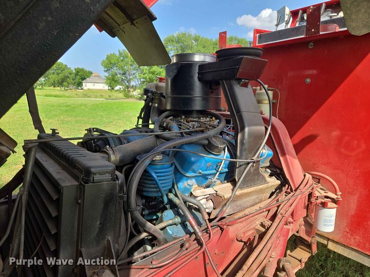 image for item EW0377 1975 Ford 900 pumper fire truck
