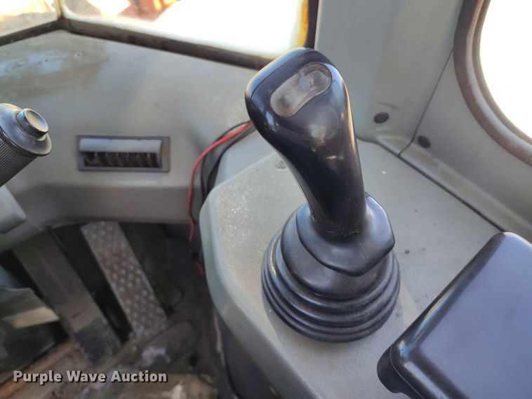 image for item EW1033 2001 Daewoo Mega 160 wheel loader