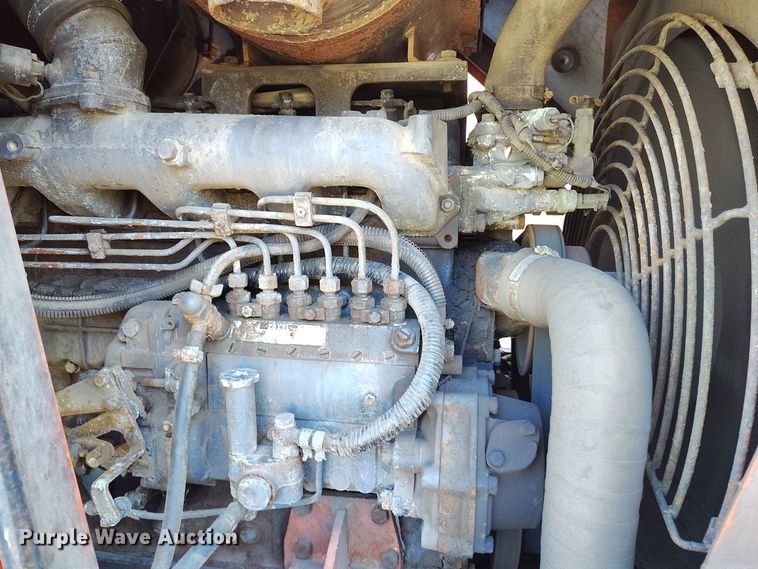 image for item EW1033 2001 Daewoo Mega 160 wheel loader