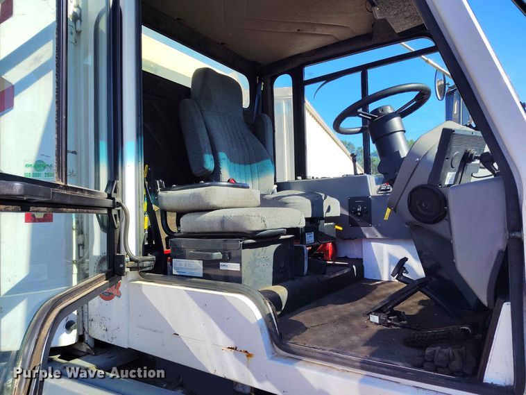 image for item EW1036 2017 Global street sweeper