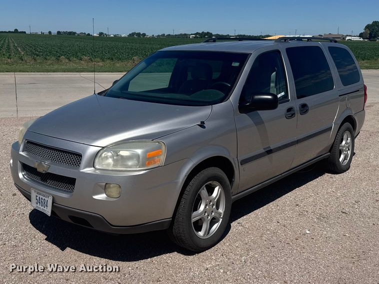 image for item EW4875 2007 Chevrolet Uplander SUV