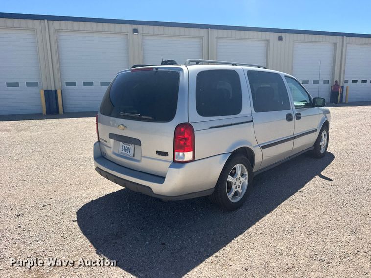 image for item EW4875 2007 Chevrolet Uplander SUV