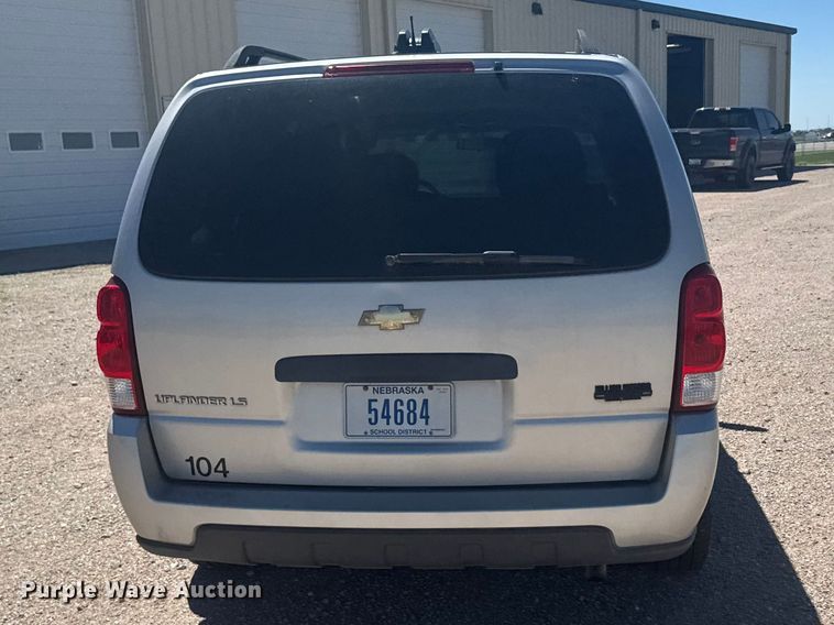 image for item EW4875 2007 Chevrolet Uplander SUV
