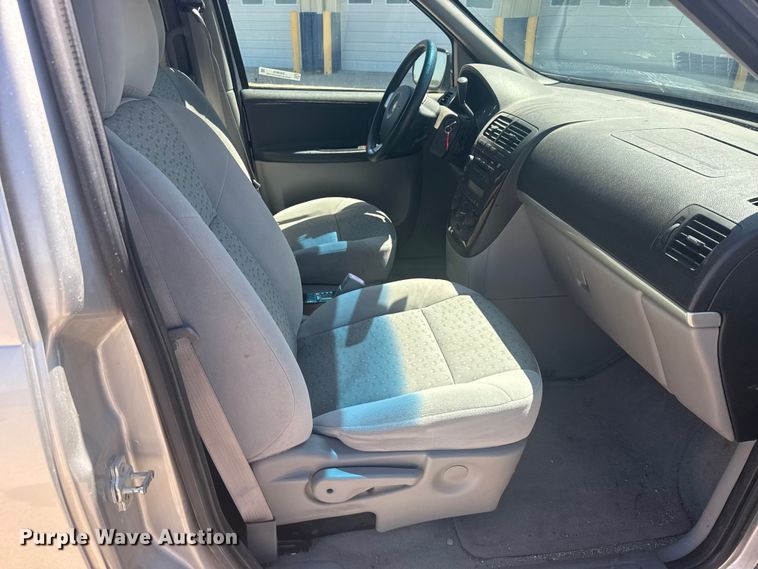 image for item EW4875 2007 Chevrolet Uplander SUV