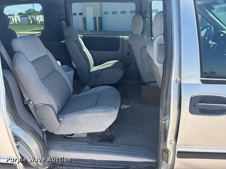 image for item EW4875 2007 Chevrolet Uplander SUV