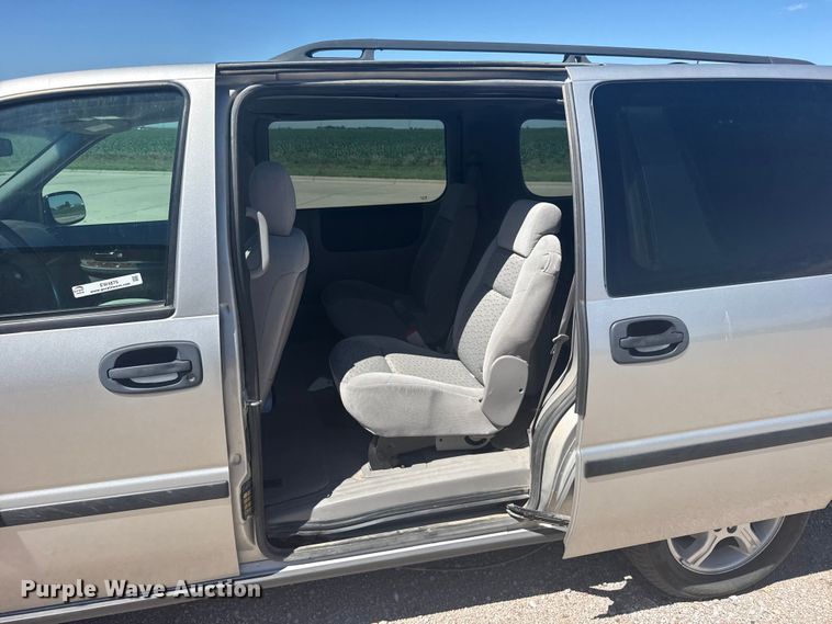 image for item EW4875 2007 Chevrolet Uplander SUV