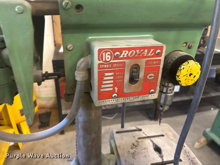 image for item EW4879 Cincinnati drill press