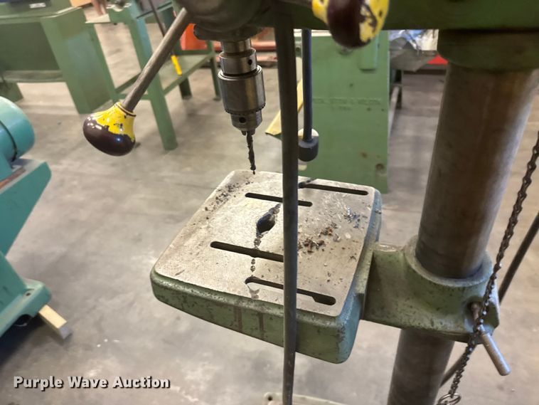 image for item EW4879 Cincinnati drill press