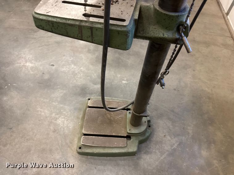 image for item EW4879 Cincinnati drill press