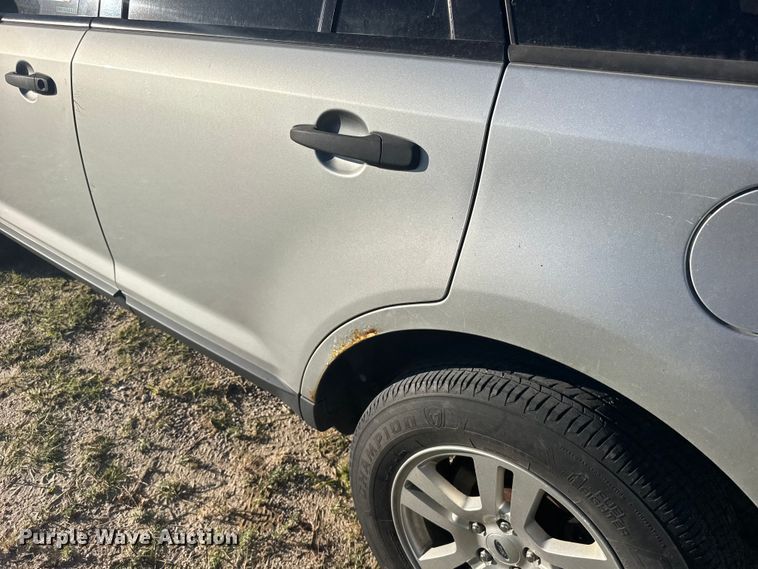 image for item EW4884 2010 Ford Edge SUV