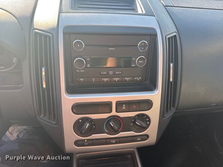 image for item EW4884 2010 Ford Edge SUV