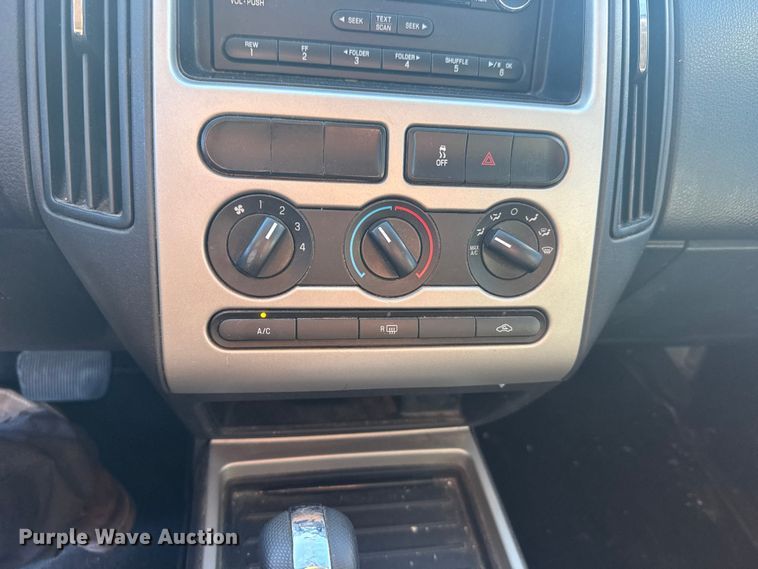 image for item EW4884 2010 Ford Edge SUV