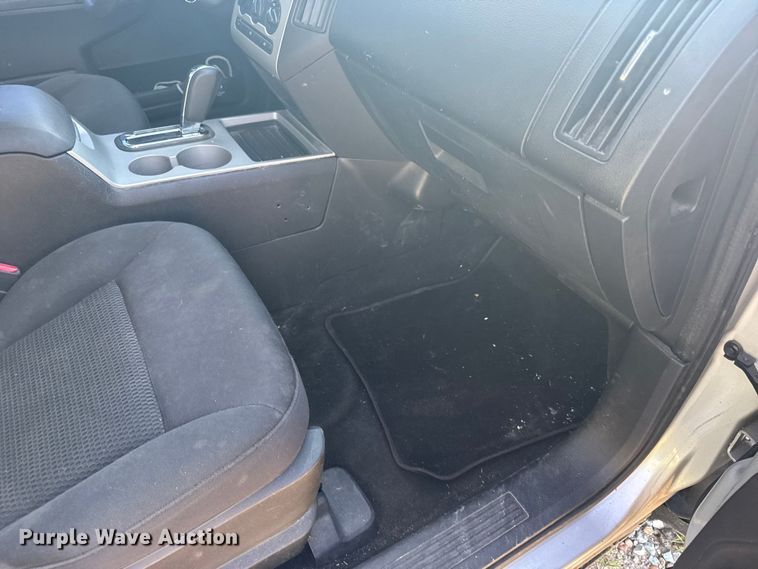 image for item EW4884 2010 Ford Edge SUV
