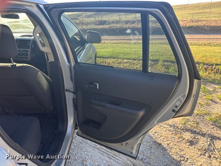 image for item EW4884 2010 Ford Edge SUV