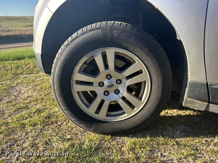 image for item EW4884 2010 Ford Edge SUV