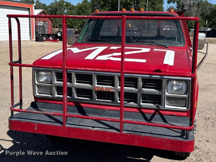 image for item EW4888 1984 Chevrolet K30 flatbed pickup truck