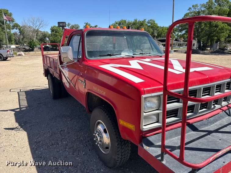 image for item EW4888 1984 Chevrolet K30 flatbed pickup truck