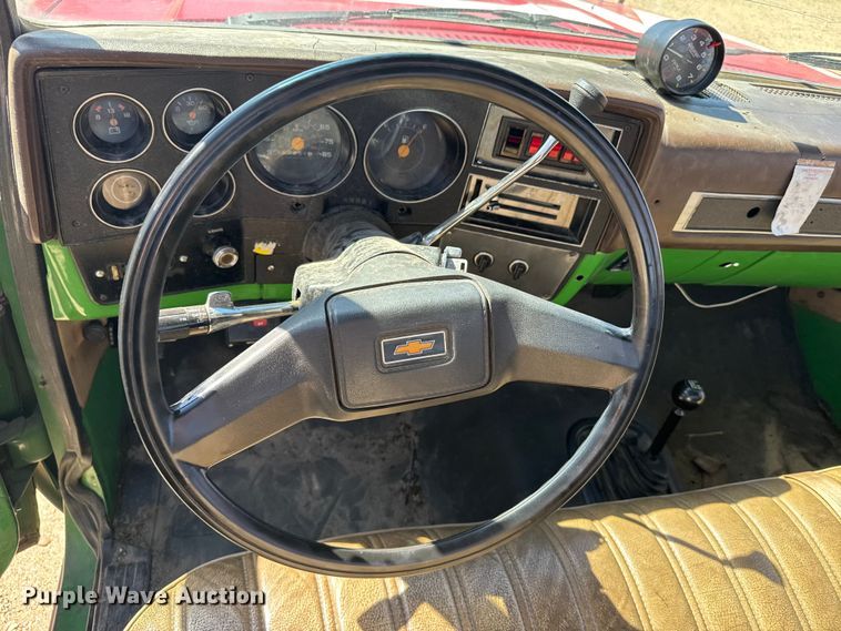 image for item EW4888 1984 Chevrolet K30 flatbed pickup truck