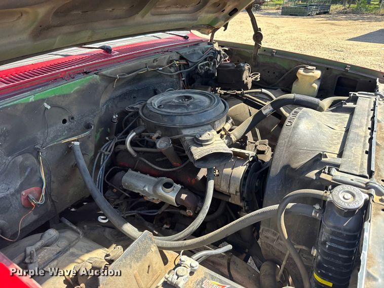 image for item EW4888 1984 Chevrolet K30 flatbed pickup truck