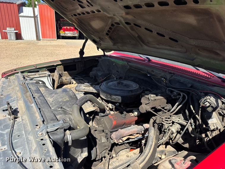 image for item EW4888 1984 Chevrolet K30 flatbed pickup truck