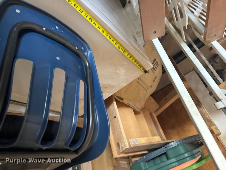 image for item EW4905 Chest freezer