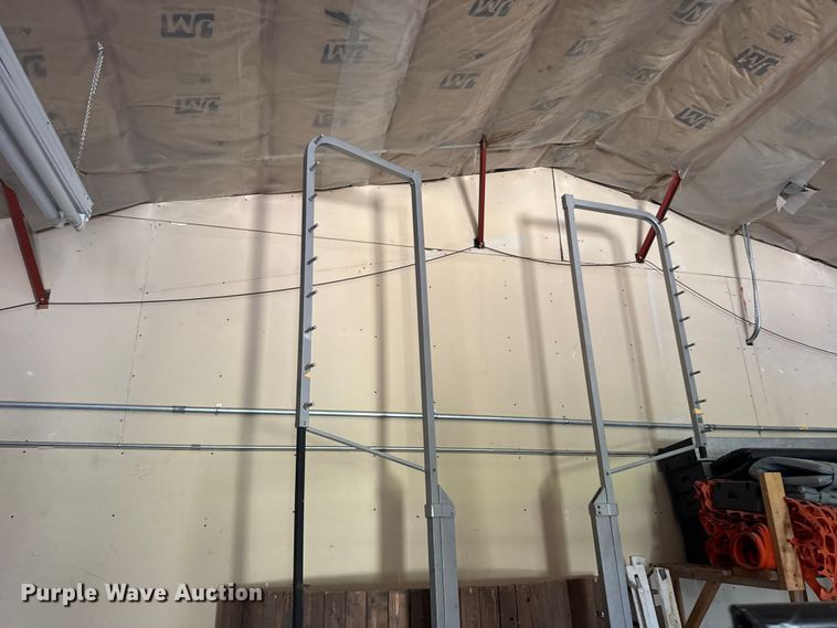 image for item EW4907 Pole vault equipment
