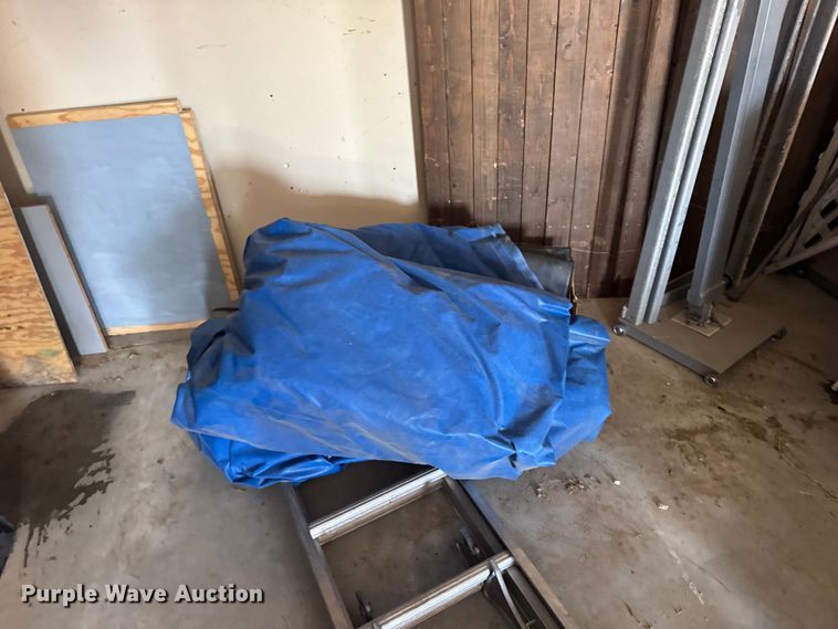 image for item EW4907 Pole vault equipment