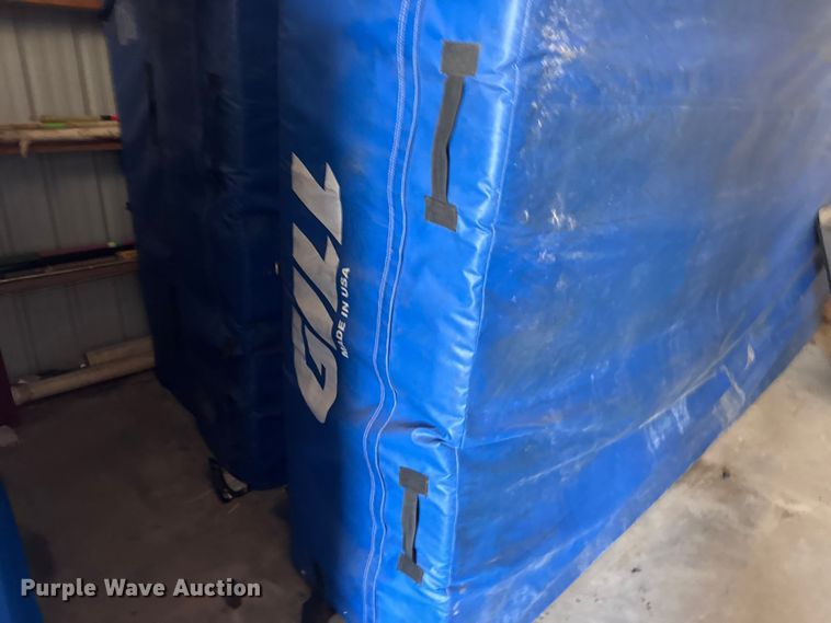 image for item EW4907 Pole vault equipment