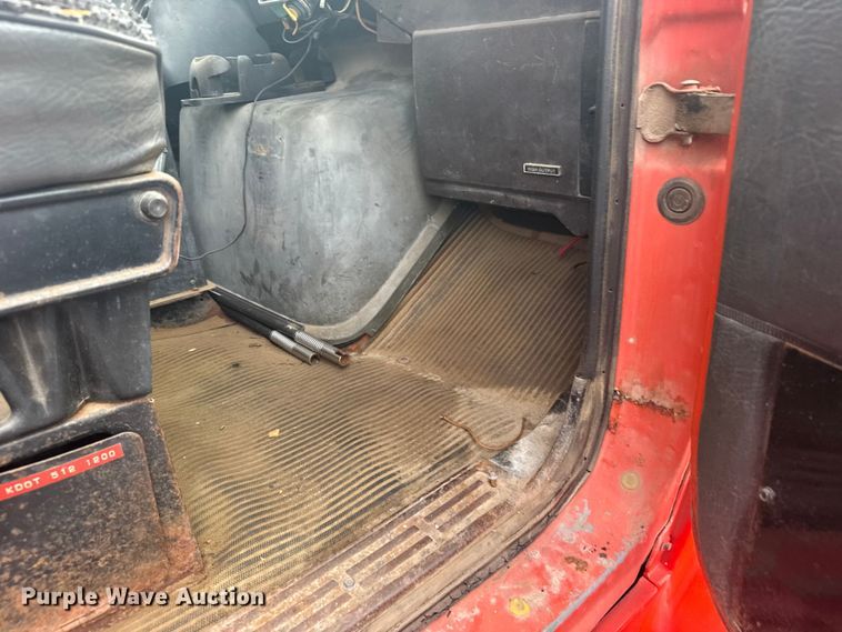image for item EW4918 1989 Ford LNT8000 dump truck