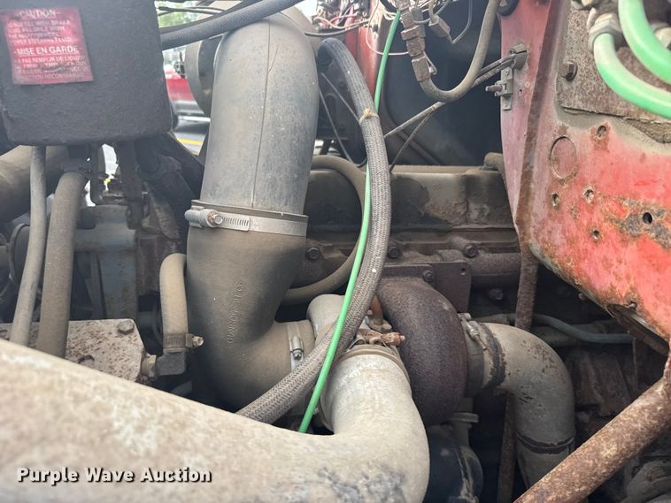 image for item EW4918 1989 Ford LNT8000 dump truck