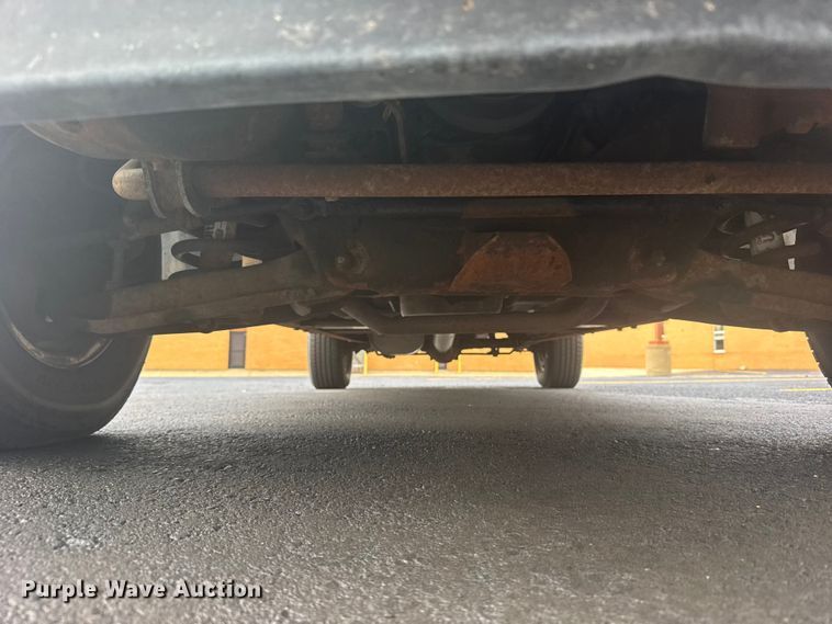 image for item EW4920 1999 Chevrolet Suburban SUV