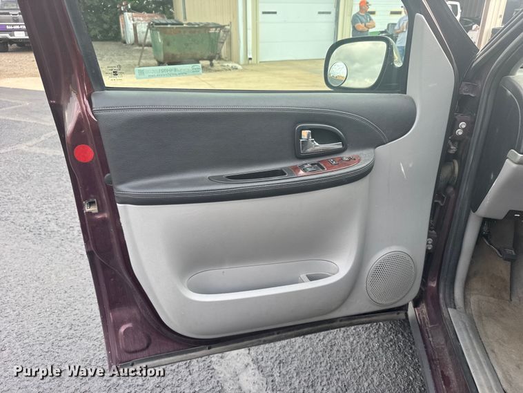 image for item EW4921 2008 Chevrolet Uplander SUV