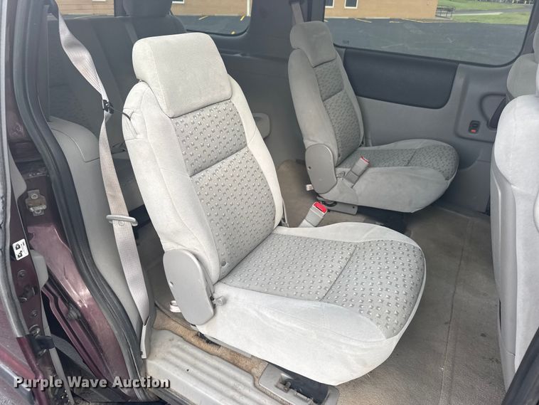 image for item EW4921 2008 Chevrolet Uplander SUV