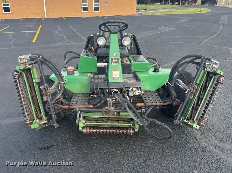 image for item EW4922 1996 John Deere 3215 A rough fairway mower