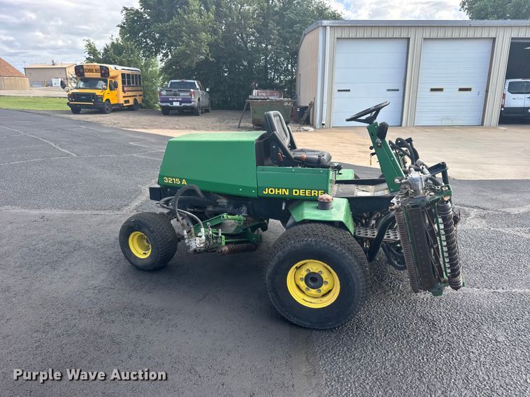 image for item EW4922 1996 John Deere 3215 A rough fairway mower