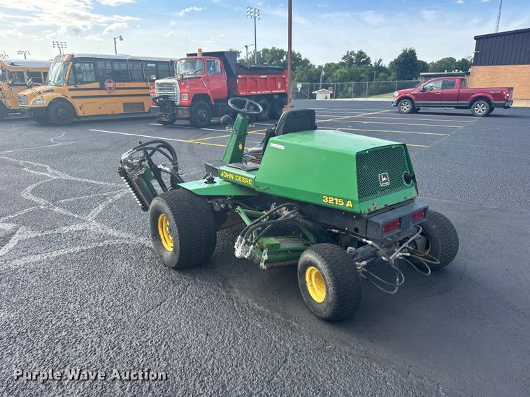 image for item EW4922 1996 John Deere 3215 A rough fairway mower