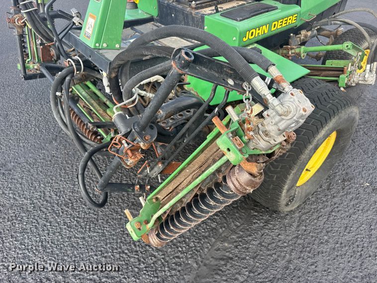 image for item EW4922 1996 John Deere 3215 A rough fairway mower