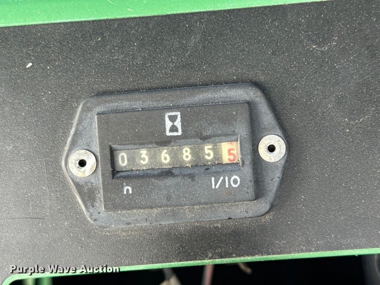image for item EW4922 1996 John Deere 3215 A rough fairway mower