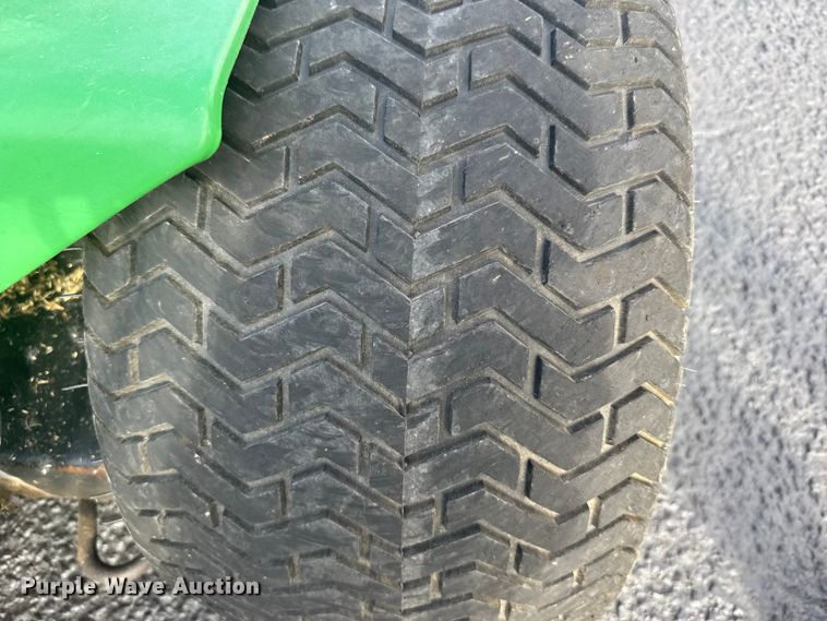 image for item EW4922 1996 John Deere 3215 A rough fairway mower