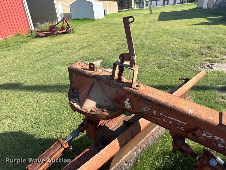 image for item EW4927 Earth Brute FR-10 blade
