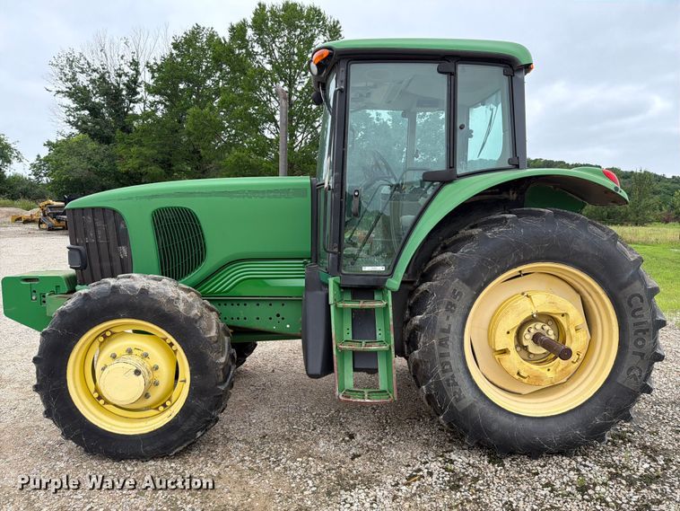 image for item EX2492 2003 John Deere 6615 MFWD tractor