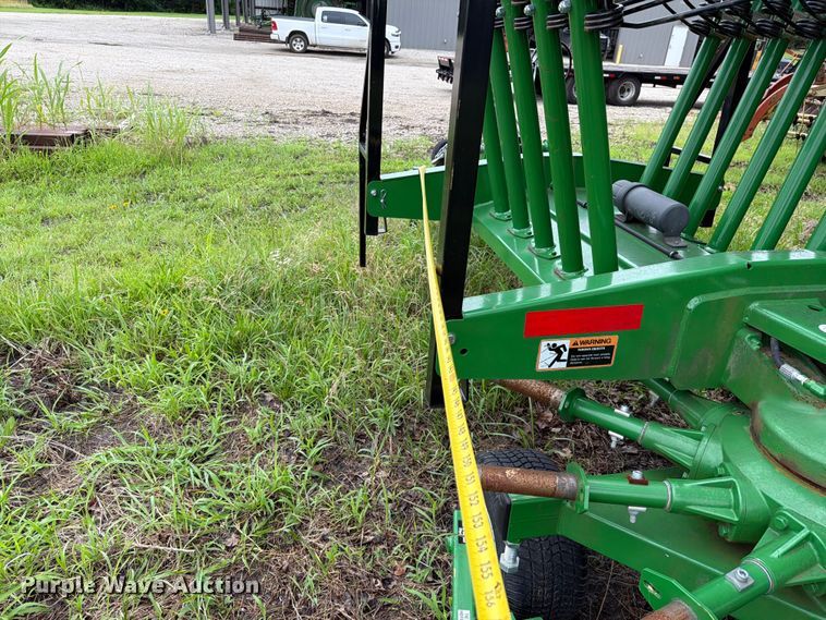 image for item EX2495 New Frontier RR2211 rotary hay rake