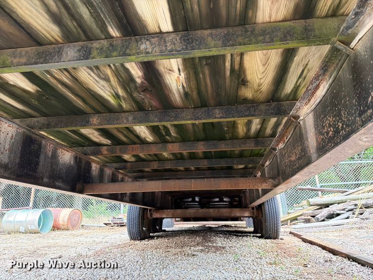 image for item EX2501 1997 Donahue Corporation UF-24B equipment trailer