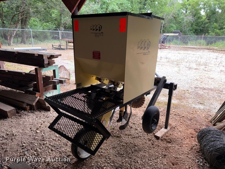 image for item EX2502 Truax Company UP-450 nut planter