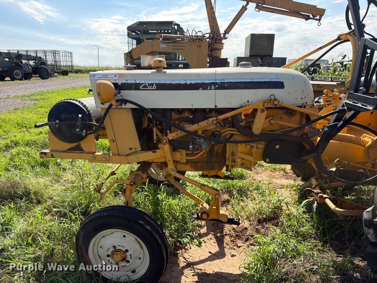 image for item EX3991 International Cub tractor