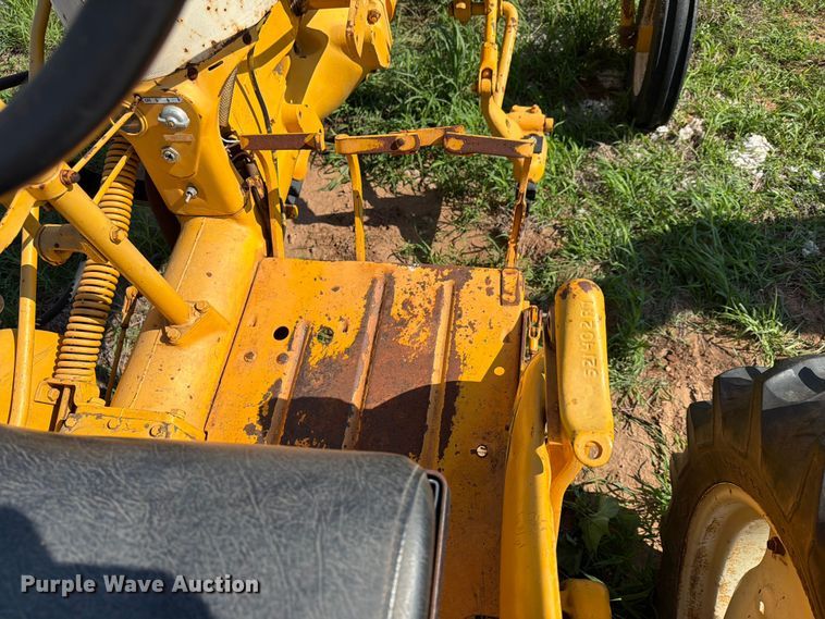 image for item EX3991 International Cub tractor