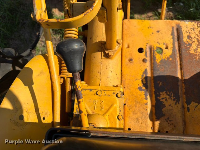 image for item EX3991 International Cub tractor