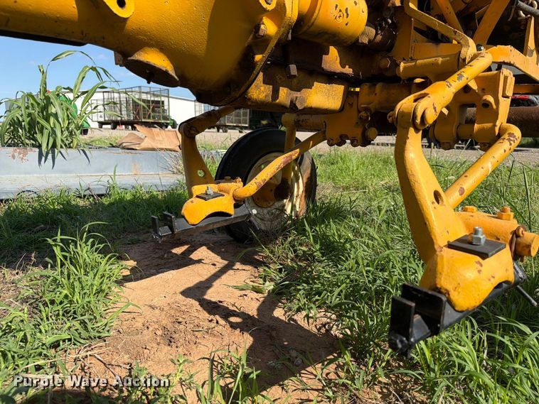 image for item EX3991 International Cub tractor