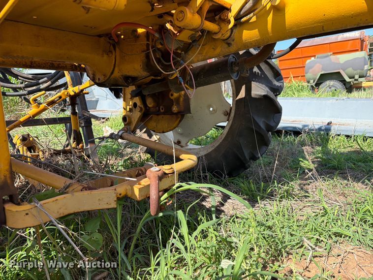 image for item EX3991 International Cub tractor